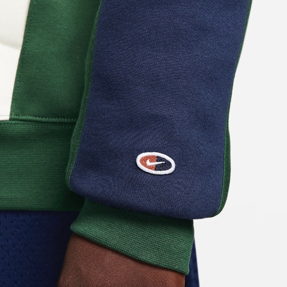 Nike Sportswear Club Fleece Men's Hoodie - Picture 7 of 8